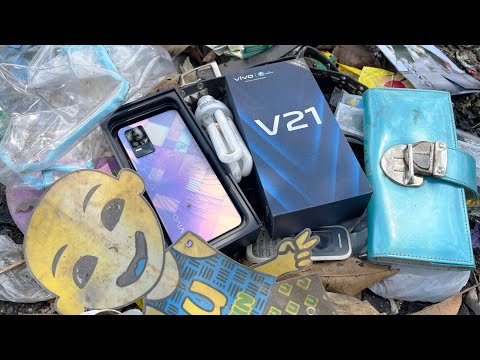 Видео: Просторная мусорная корзина, сотовый телефон можно найти здесь || Восстановление телефона из хлама