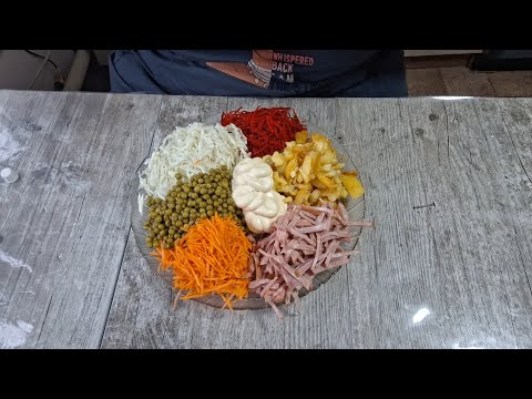 Видео:   ОЧЕНЬ ВКУСНЫЙ ОВОЩНОЙ САЛАТ "КОЗЕЛ В ОГОРОДЕ.Как всегда все просто и вкусно.