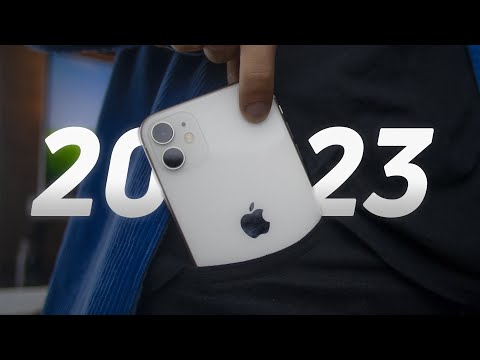 Видео: iPhone 11 — ХУДШИЙ Айфон в 2023!