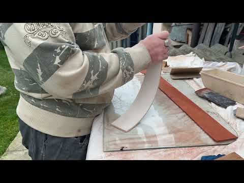 Видео: Процес виготовлення ремня для правки опасной бритви #опаснаябритва #заточкабритв #ремень #правка 