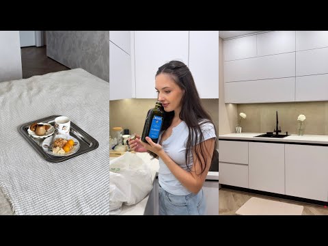 Видео: МЫ ПЕРЕЕХАЛИ! / румтур/ домашний влог/ cooking 🏠🍪
