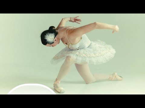 Видео: 🏆ЕЙ 48 ЛЕТ И ПОЛГОДА НАЗАД ОНА ВСТАЛА НА ПУАНТЫ// СЕН-САНС «ЛЕБЕДЬ» СВЕТЛАНА БЕЛОУСОВА