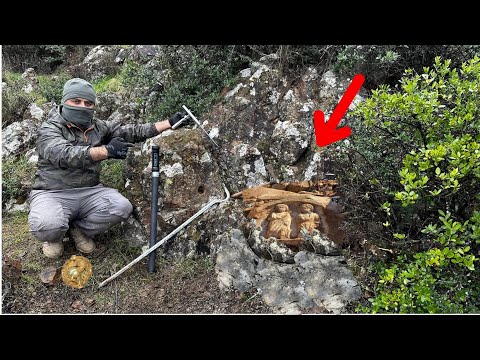 Видео: В таком месте они спрятали клад! Было очень трудно открыть сейф...