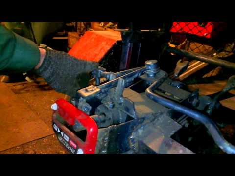 Видео: работа кулисы на мини тракторе