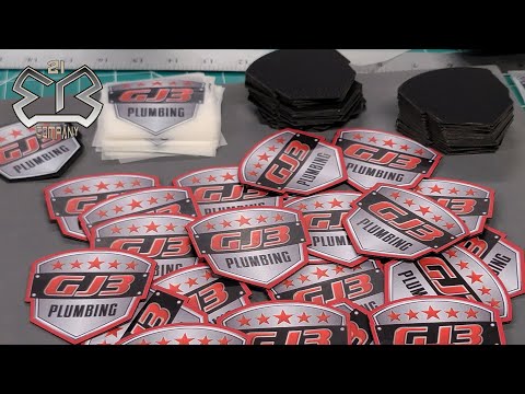 Видео: Как сделать простую нашивку на шляпу методом DTF-перевода на кожзаменитель