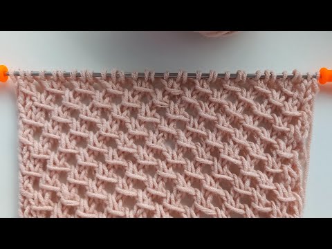 Видео: Удивитесь результату. Ажурный узор спицами