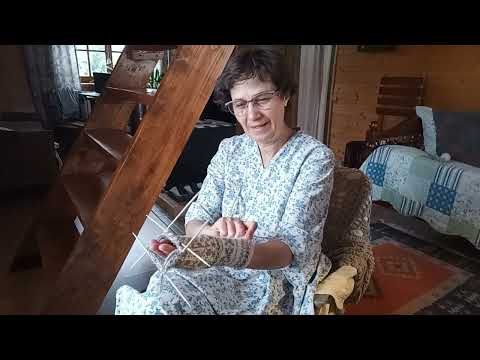 Видео: Розы погибли, сажаю лук, варежки из грубой шерсти.