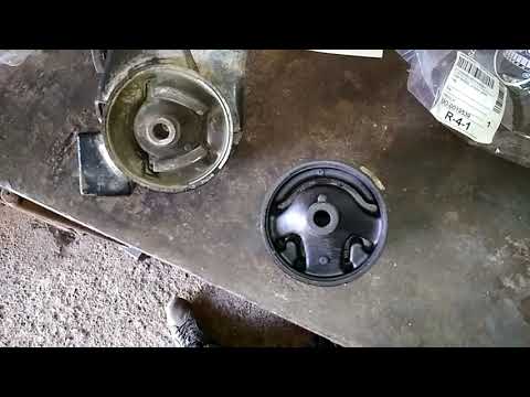 Видео: Ниссан х-трейл т-30, замена левой опоры двигателя