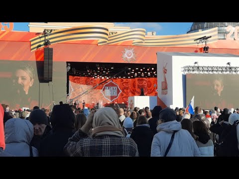 Видео: Пелагея - выступление в честь 80-летия Победы, Санкт-Петербург, Дворцовая площадь, 9.05.2025.