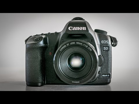 Видео: CANON 5D Mark II: полный обзор и сравнение с первопятаком. Порадовал и разочаровал.