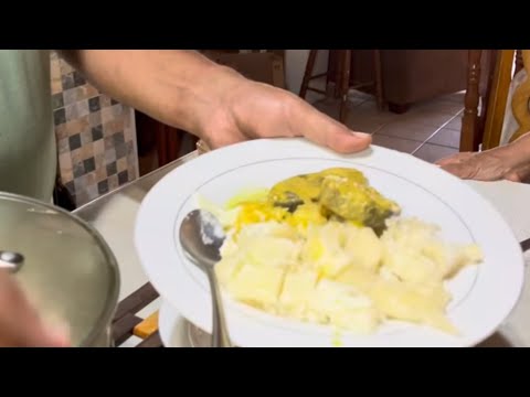 Видео: Вкусная рыба с маниокой и карри. Мммммммм