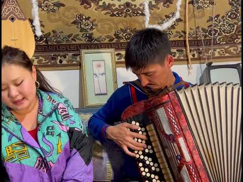 Видео: Сарысуым әні Руслан & Балжан Бақыт  баянмен  #русланбалжан