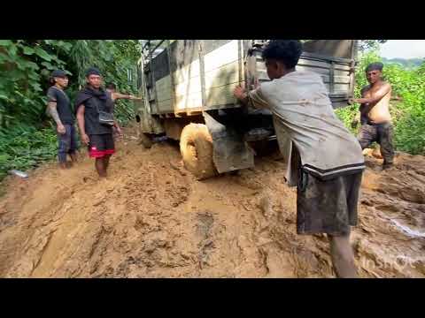 Видео: Давайте посмотрим на дорогу, на север и юг.