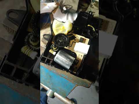 Видео: Ремонт  терморегулятора печки на .транзит с 2006 г. +снять поставить.