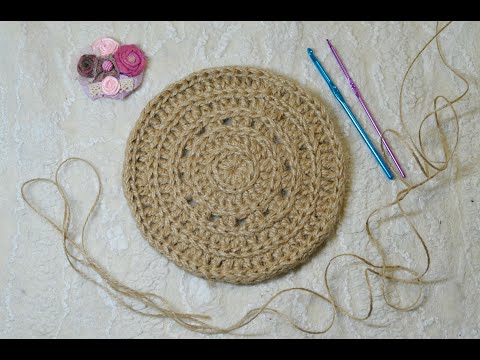 Видео: Салфетка (подставка под горячее) из джута или начало вязания круглого ковра.