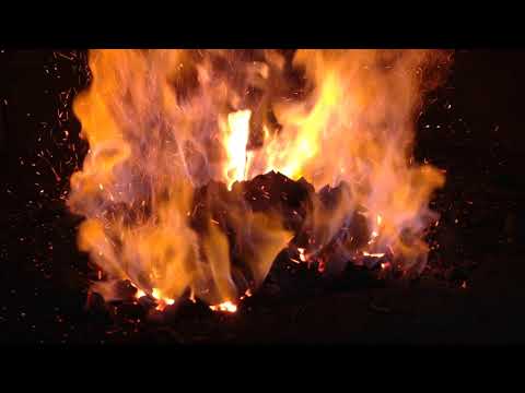 Видео: Работа с Крицей в Кузнице Часть 1