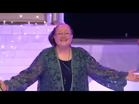 Видео: Коледна китка - Ваня Костова и "5-те сезона"