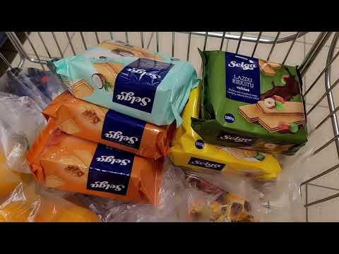 Видео: кушаю только сладости, Рождество уже в ноябре, Maxima Riga