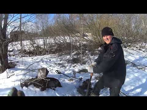 Видео: Металлокоп в Чернобыле! Огромные находки! Железо здесь по всюду!