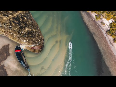 Видео: ПЛОСКАЯ ГОЛОВА на БРОУДВАТЕРЕ | Ride the Tide — ловля плоской головки в Jumpinpin. Дизайн Nomad