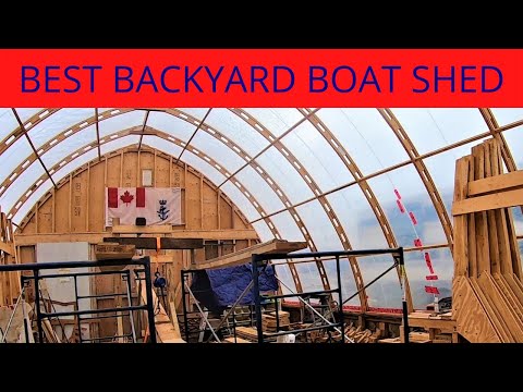 Видео: Лучший недорогой сарай для лодки на заднем дворе, сезон 2, серия 21 || Wave Rover отправляется на...