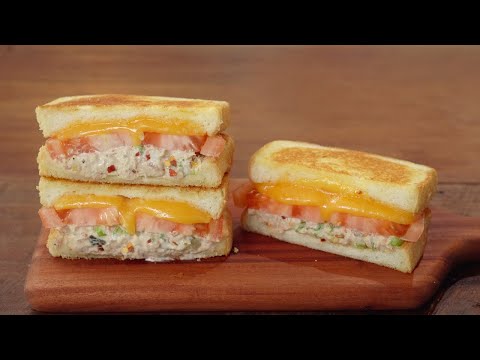 Видео: Как приготовить бутерброд с тунцом :: Сырный бутерброд с тунцом :: Тост с тунцом :: Луч Box