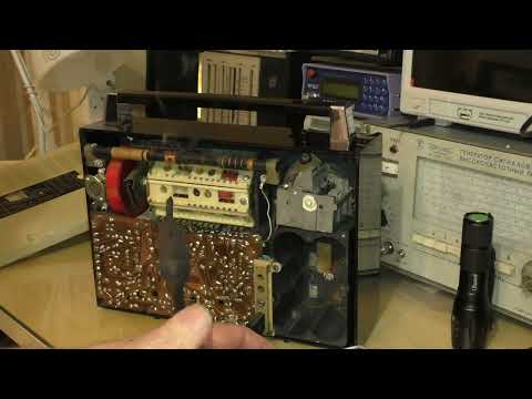 Видео: Радиоприёмник ВЭФ 12. 1968 г. Восстановление.