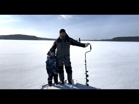 Видео: Зимняя рыбалка на Селигере (2023)