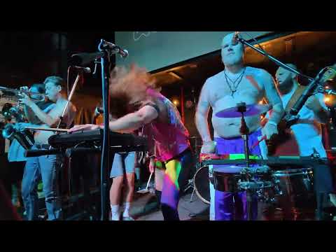 Видео: Йопшоу - Беги беги