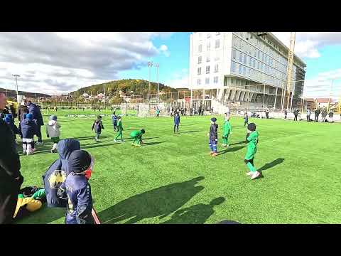 Видео: ПІВФІНАЛ ФК Ревера (1) vs ФК Карпати (2) – LEO CUP 2025 – U9. Львів 16-19.10.2025р.