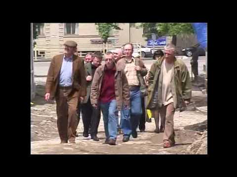 Видео: Всюду жизнь (Иртеньев,Пригов,Рубинштейн,Алехин,Кабаков,Гандлевский,Киннер,Веденяпин,Жук)