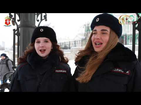 Видео: Девушки в погонах