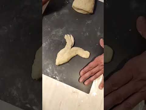 Видео: Мастер класс Граве Н А  Жаворонки из теста