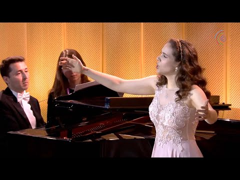 Видео: М.И. Глинка - каватина Людмилы ("Грустно мне, родитель дорогой"), Ксения Нестеренко