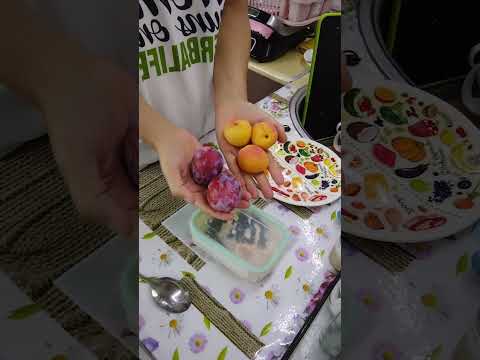 Видео: Влог//мои весы/собираю обед на работу🥗/заморозки на зиму🥦/огородные дела🍈