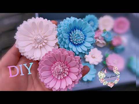 Видео: ИДЕИ 🌺🌿 ЦВЕТОЧКИ ИЗ ФОАМИРАНА с помощью ножей для вырубки🌿🌺