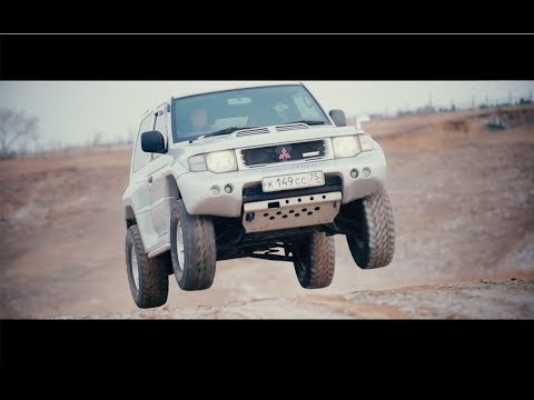 Видео: Летающий Джип/Легенда Дакара. Mitsubishi Pajero Evolution.