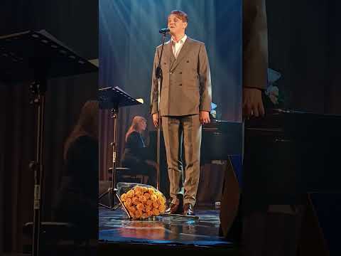 Видео: Иван Ожогин. Доченьки (Вертинский). 17.04.24. Петергоф.