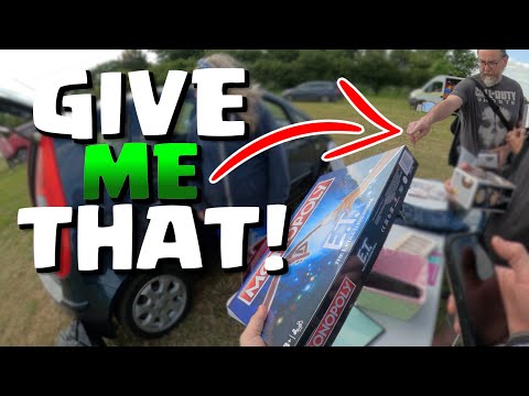 Видео: ЗЛОЙ! МУЖЧИНА ТРЕБУЕТ МОЙ ТОВАР — Поиски в багажнике автомобиля.. #carboot #ebay