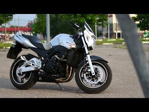 Видео: Suzuki GSR 600 обзор. неСпокойный характер