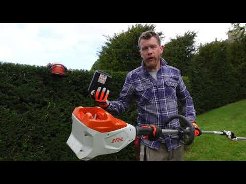 Видео: Аккумуляторный кусторез STIHL HLA 135 с большим вылетом