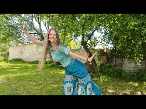Видео: Танец посвященный Шримати Радхарани | Индийские танцы для начинающих | Припев Ямуна Ч.2