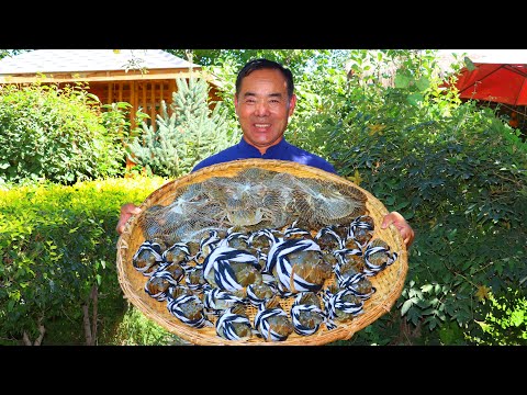 Видео: Лучший способ насладиться осенними крабами: острые жареные и запеченные с солью!