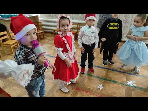 Видео: средняя группа новый год