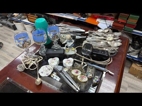 Видео: Барахолка Израиль город Кармиель таки есть что взять ...