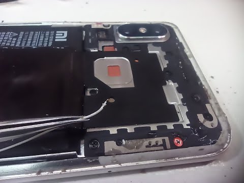 Видео: Xiaomi Mi 8 восстанавливаем коаксиальный кабель антенны. Restoring the coaxial antenna cable