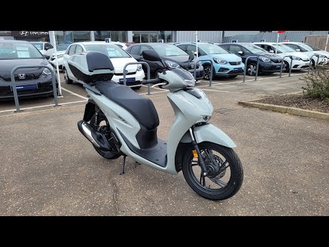Видео: 2025 HONDA SH125i - ЖЕМЧУЖНО-СЕРЫЙ