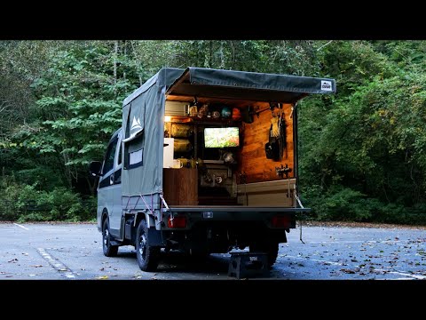 Видео: Спите в суперкомфортабельной комнате в кузове суперузкого легкого грузовика.