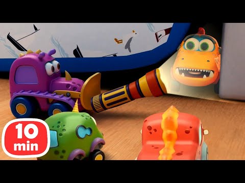 Видео: Мультики про Машинки Мокас — ЧТО ПРЯЧЕТСЯ ПОД КРОВАТЬЮ? Видео для малышей