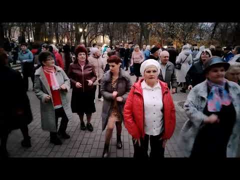 Видео: Танцы в Гомеле. 07.11.2025 г. 